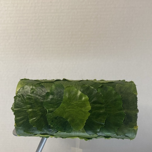 EJ Stern handbag ...handmade with silk floral design .Metal handle in green/pink - Picture 5 of 5